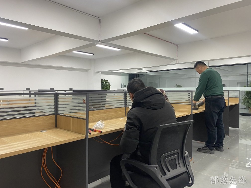 咸阳某客服公司网络布线